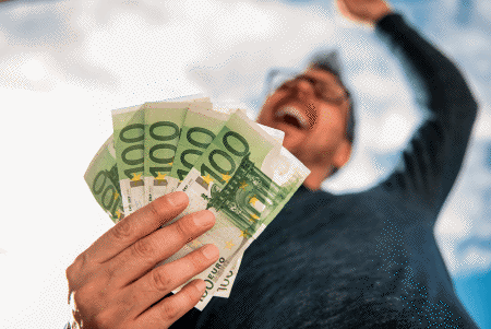 Bild "Pfand-FAQ:Geld-macht-gluecklich-02.png"